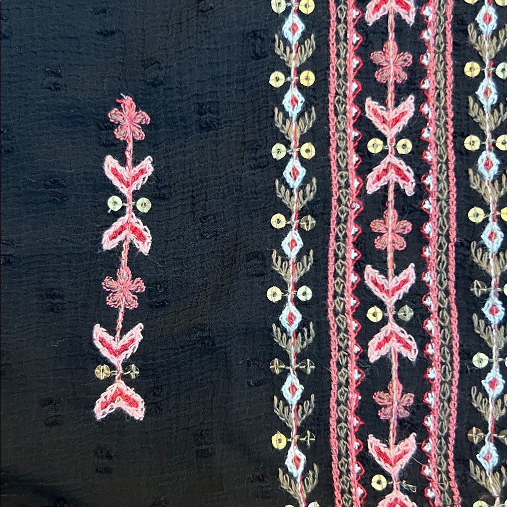 Zara Black Top with Pink Embroidery Detail - Picture 6 of 8